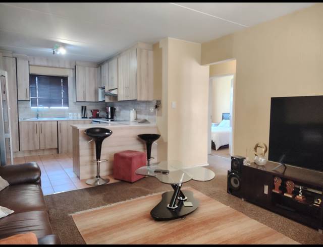 2 BEDROOM APARTMENT FOR SALE IN VORNA VALLEY